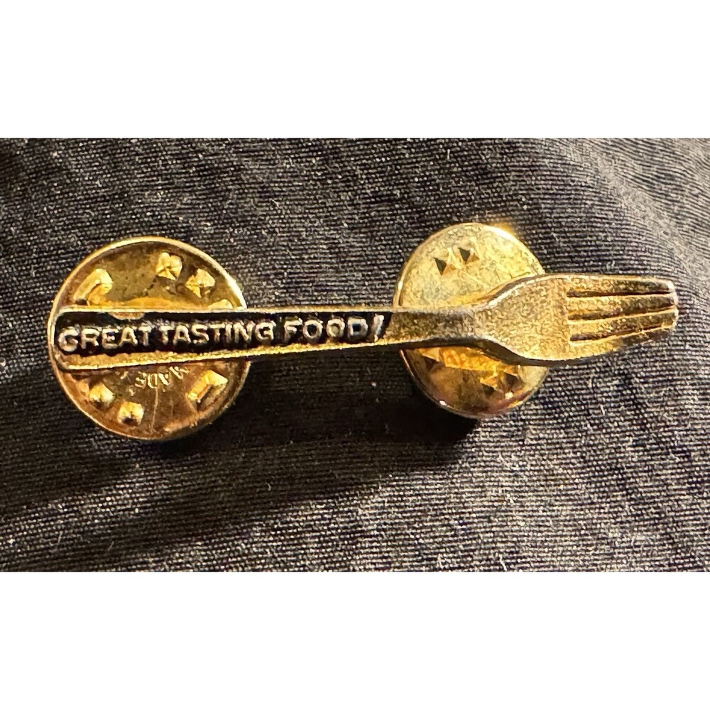 VTG Gold Tone Fork Knife Flatware Brooch Cook Chef Lapel Pin “Great Tasting Food